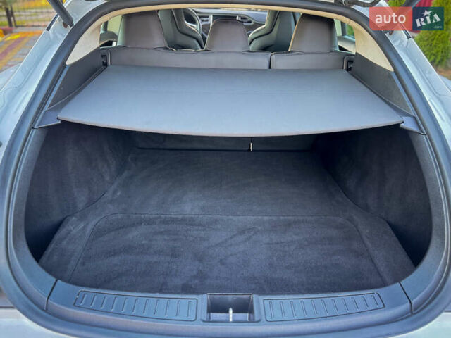 Білий Тесла Модель С, об'ємом двигуна 0 л та пробігом 189 тис. км за 12900 $, фото 54 на Automoto.ua