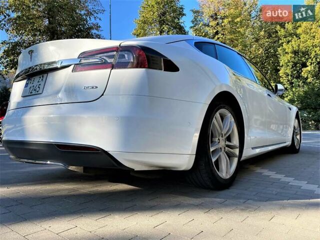 Белый Тесла Модель С, объемом двигателя 0 л и пробегом 126 тыс. км за 19700 $, фото 12 на Automoto.ua