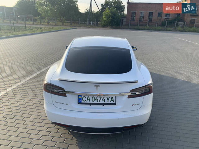 Белый Тесла Модель С, объемом двигателя 0 л и пробегом 106 тыс. км за 17300 $, фото 6 на Automoto.ua