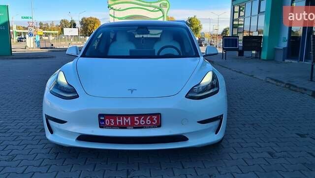 Білий Тесла Модель С, об'ємом двигуна 0 л та пробігом 118 тис. км за 14950 $, фото 3 на Automoto.ua