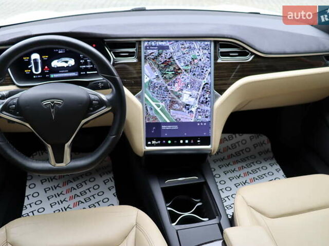 Тесла Модель С 2016 у Львові на Automoto.ua Білий Тесла Модель С, об'ємом двигуна 0 л та пробігом 86 тис. км за 20900 $, фото 31 на Automoto.ua