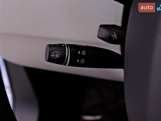 Белый Тесла Модель С, объемом двигателя 0 л и пробегом 62 тыс. км за 20900 $, фото 32 на Automoto.ua