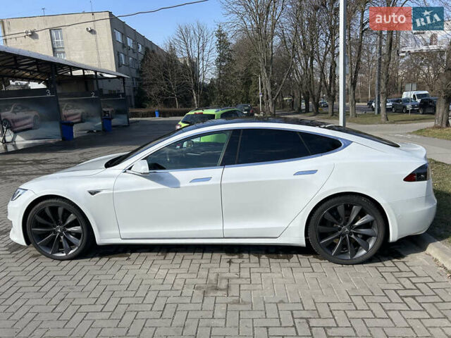 Білий Тесла Модель С, об'ємом двигуна 0 л та пробігом 70 тис. км за 23500 $, фото 5 на Automoto.ua