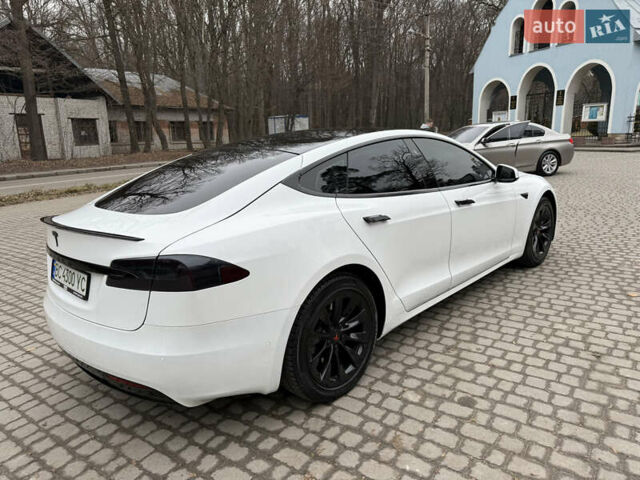 Белый Тесла Модель С, объемом двигателя 0 л и пробегом 199 тыс. км за 15499 $, фото 3 на Automoto.ua