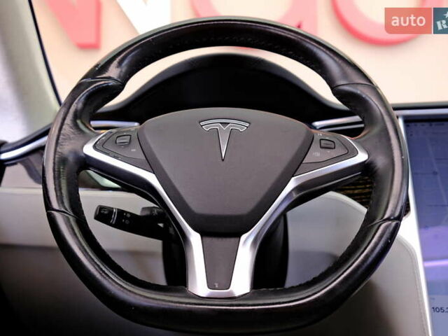 Белый Тесла Модель С, объемом двигателя 0 л и пробегом 62 тыс. км за 20900 $, фото 60 на Automoto.ua