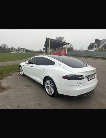 Білий Тесла Модель С, об'ємом двигуна 0 л та пробігом 106 тис. км за 12800 $, фото 15 на Automoto.ua