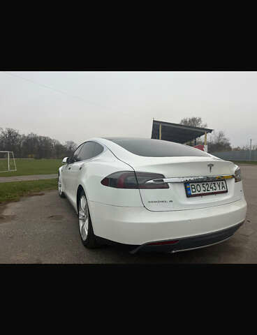 Білий Тесла Модель С, об'ємом двигуна 0 л та пробігом 106 тис. км за 12800 $, фото 14 на Automoto.ua