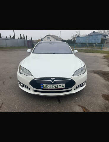 Білий Тесла Модель С, об'ємом двигуна 0 л та пробігом 106 тис. км за 12800 $, фото 18 на Automoto.ua