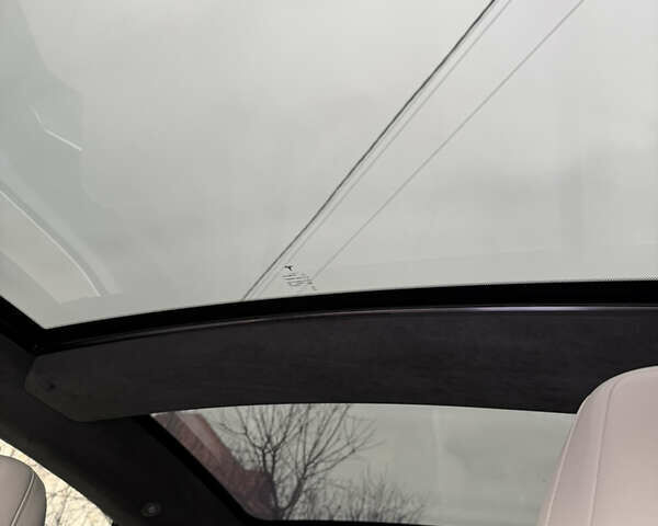 Білий Тесла Модель С, об'ємом двигуна 0 л та пробігом 137 тис. км за 14900 $, фото 14 на Automoto.ua