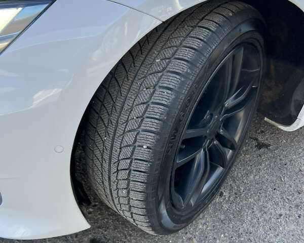 Белый Тесла Модель С, объемом двигателя 0 л и пробегом 171 тыс. км за 16600 $, фото 19 на Automoto.ua