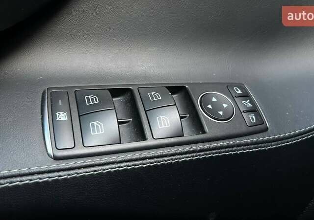 Білий Тесла Модель С, об'ємом двигуна 0 л та пробігом 143 тис. км за 15999 $, фото 18 на Automoto.ua