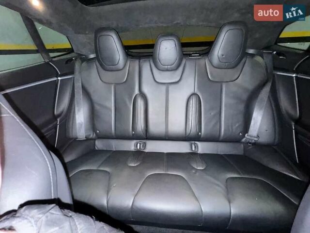 Белый Тесла Модель С, объемом двигателя 0 л и пробегом 178 тыс. км за 15900 $, фото 16 на Automoto.ua