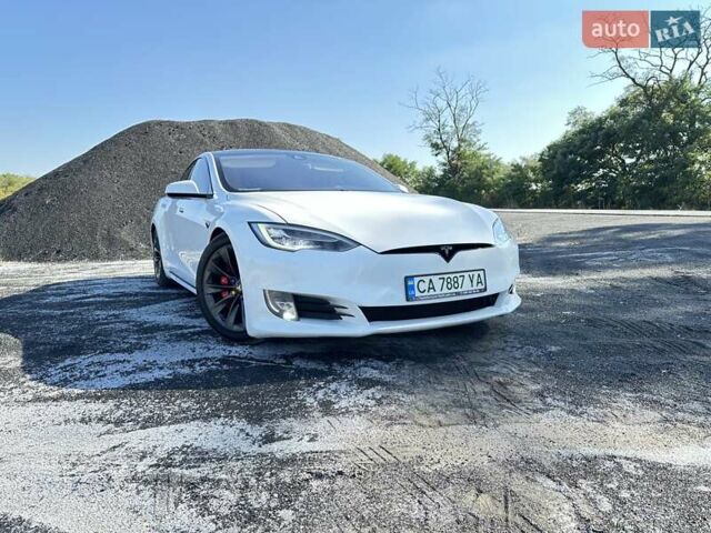 Белый Тесла Модель С, объемом двигателя 0 л и пробегом 170 тыс. км за 23800 $, фото 14 на Automoto.ua