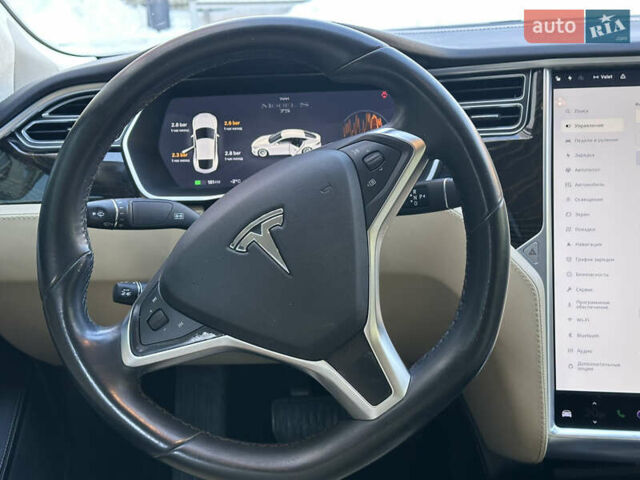 Білий Тесла Модель С, об'ємом двигуна 0 л та пробігом 176 тис. км за 14500 $, фото 9 на Automoto.ua