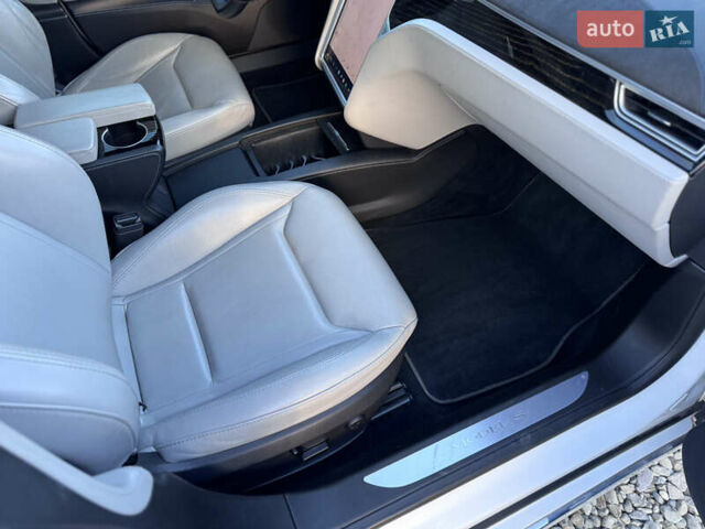 Тесла Модель С 2016 у Івано-Франківську на Automoto.ua Білий Тесла Модель С, об'ємом двигуна 0 л та пробігом 182 тис. км за 16500 $, фото 36 на Automoto.ua