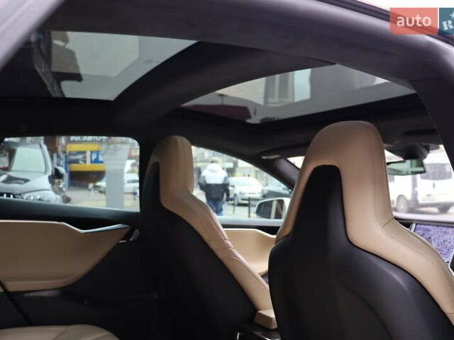 Тесла Модель С 2016 у Львові на Automoto.ua Білий Тесла Модель С, об'ємом двигуна 0 л та пробігом 86 тис. км за 20900 $, фото 37 на Automoto.ua