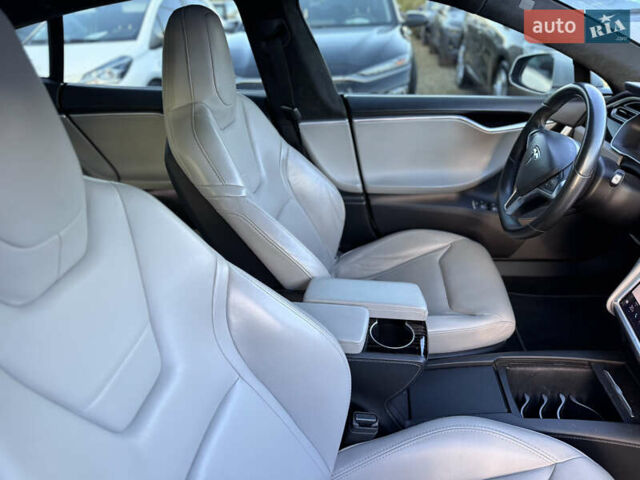 Тесла Модель С 2016 у Івано-Франківську на Automoto.ua Білий Тесла Модель С, об'ємом двигуна 0 л та пробігом 182 тис. км за 16500 $, фото 37 на Automoto.ua
