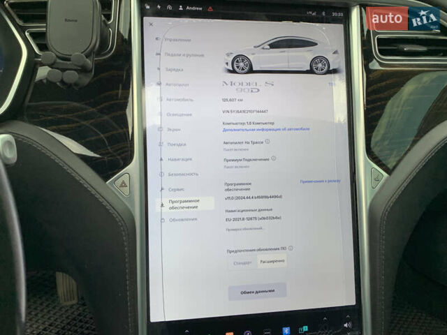 Белый Тесла Модель С, объемом двигателя 0 л и пробегом 125 тыс. км за 16999 $, фото 21 на Automoto.ua