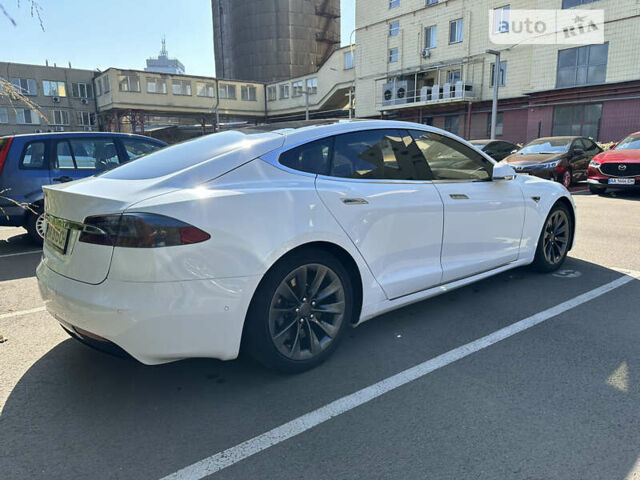 Белый Тесла Модель С, объемом двигателя 0 л и пробегом 178 тыс. км за 18800 $, фото 4 на Automoto.ua