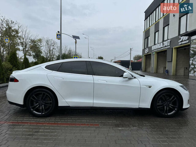 Білий Тесла Модель С, об'ємом двигуна 0 л та пробігом 134 тис. км за 16500 $, фото 7 на Automoto.ua