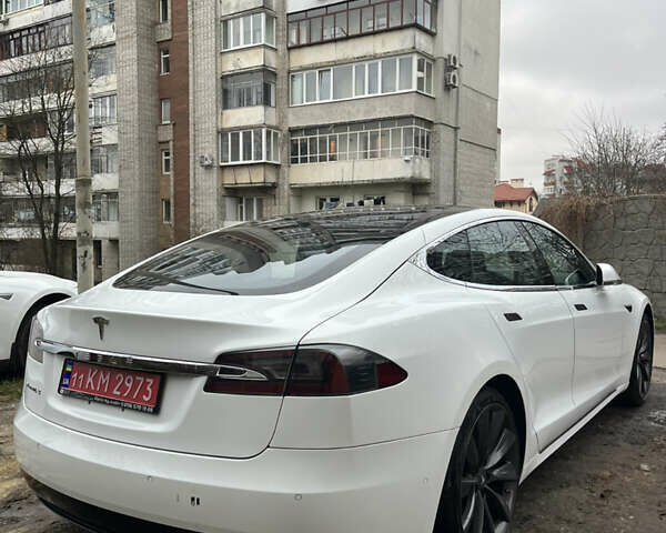 Білий Тесла Модель С, об'ємом двигуна 0 л та пробігом 156 тис. км за 14200 $, фото 9 на Automoto.ua
