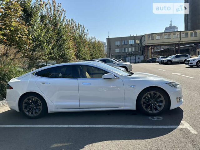 Белый Тесла Модель С, объемом двигателя 0 л и пробегом 178 тыс. км за 18800 $, фото 3 на Automoto.ua
