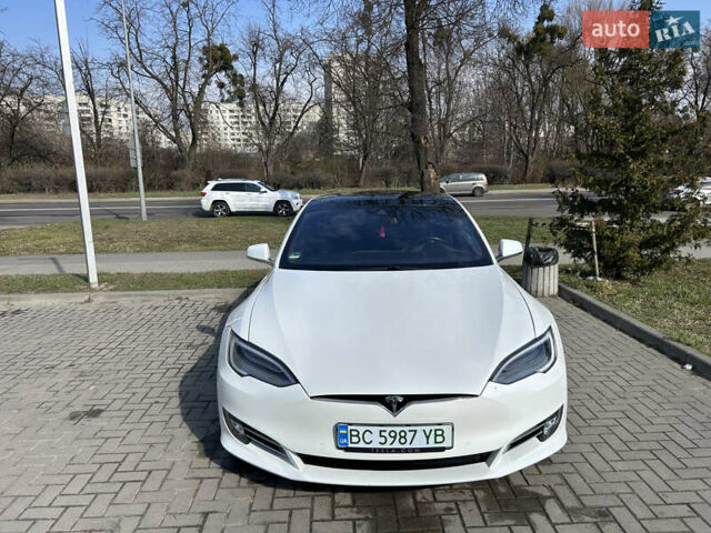 Білий Тесла Модель С, об'ємом двигуна 0 л та пробігом 70 тис. км за 23500 $, фото 7 на Automoto.ua