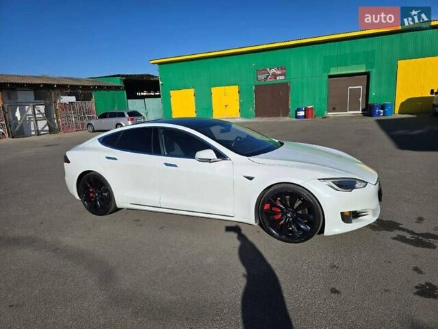 Білий Тесла Модель С, об'ємом двигуна 0 л та пробігом 165 тис. км за 17000 $, фото 5 на Automoto.ua