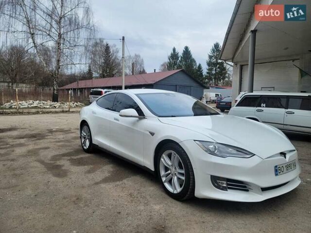 Белый Тесла Модель С, объемом двигателя 0 л и пробегом 150 тыс. км за 20500 $, фото 9 на Automoto.ua