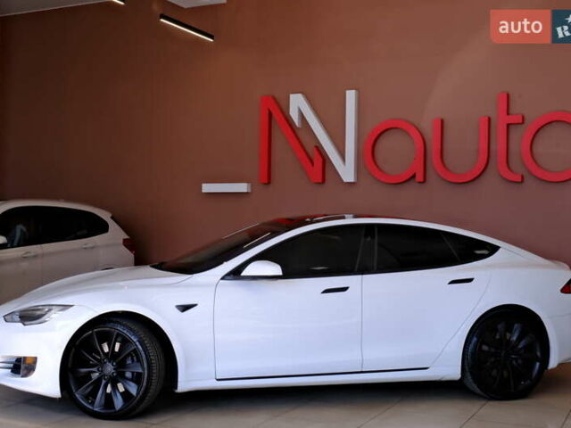 Белый Тесла Модель С, объемом двигателя 0 л и пробегом 62 тыс. км за 20900 $, фото 17 на Automoto.ua