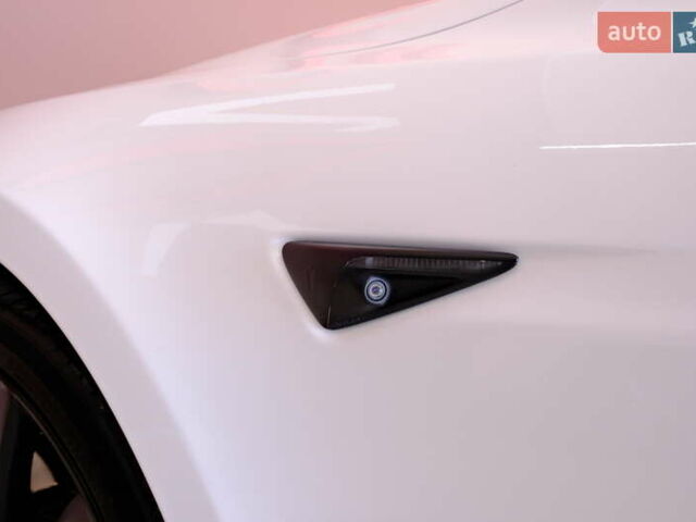 Белый Тесла Модель С, объемом двигателя 0 л и пробегом 62 тыс. км за 20900 $, фото 62 на Automoto.ua