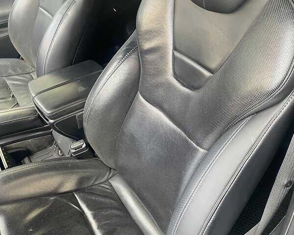 Белый Тесла Модель С, объемом двигателя 0 л и пробегом 235 тыс. км за 27000 $, фото 7 на Automoto.ua