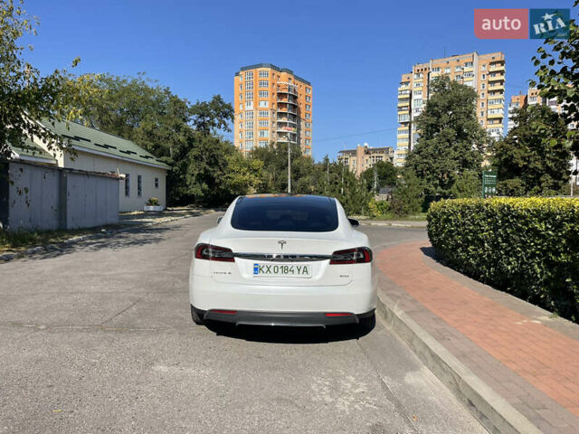 Білий Тесла Модель С, об'ємом двигуна 0 л та пробігом 146 тис. км за 14900 $, фото 3 на Automoto.ua