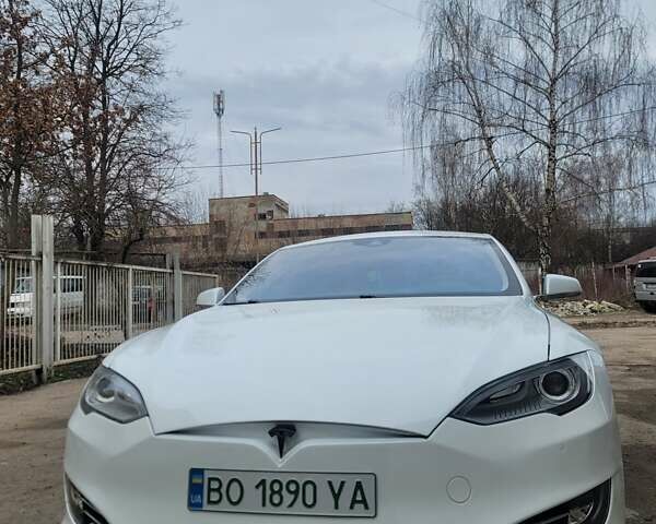 Белый Тесла Модель С, объемом двигателя 0 л и пробегом 150 тыс. км за 20500 $, фото 26 на Automoto.ua