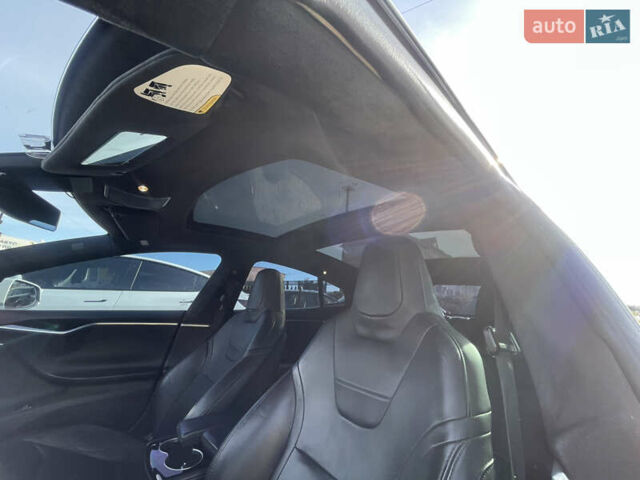 Белый Тесла Модель С, объемом двигателя 0 л и пробегом 189 тыс. км за 16500 $, фото 13 на Automoto.ua