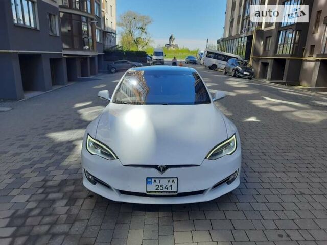 Білий Тесла Модель С, об'ємом двигуна 0 л та пробігом 115 тис. км за 24997 $, фото 3 на Automoto.ua