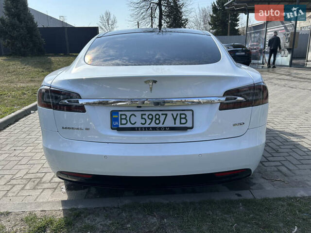 Білий Тесла Модель С, об'ємом двигуна 0 л та пробігом 70 тис. км за 23500 $, фото 3 на Automoto.ua
