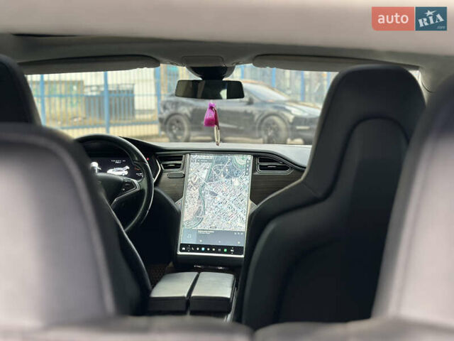 Белый Тесла Модель С, объемом двигателя 0 л и пробегом 209 тыс. км за 13500 $, фото 8 на Automoto.ua