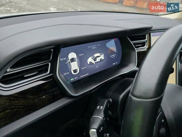 Білий Тесла Модель С, об'ємом двигуна 0 л та пробігом 167 тис. км за 14900 $, фото 8 на Automoto.ua