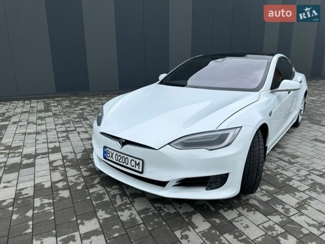 Белый Тесла Модель С, объемом двигателя 0 л и пробегом 136 тыс. км за 16000 $, фото 17 на Automoto.ua