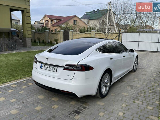 Білий Тесла Модель С, об'ємом двигуна 0 л та пробігом 106 тис. км за 16300 $, фото 6 на Automoto.ua