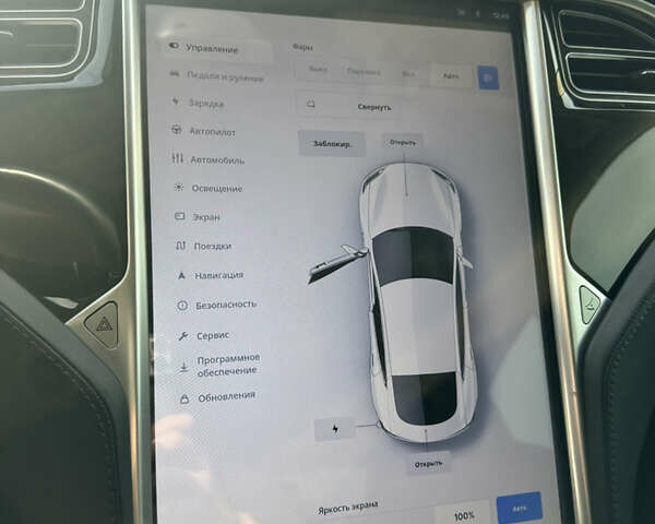 Белый Тесла Модель С, объемом двигателя 0 л и пробегом 105 тыс. км за 12700 $, фото 14 на Automoto.ua