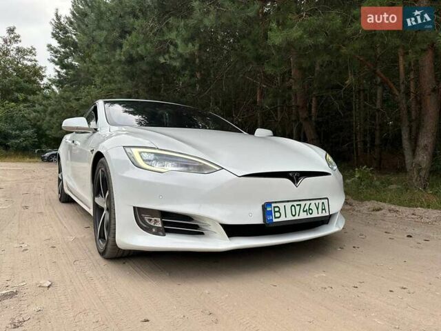 Белый Тесла Модель С, объемом двигателя 0 л и пробегом 162 тыс. км за 20900 $, фото 11 на Automoto.ua