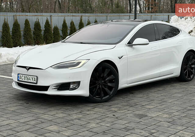 Белый Тесла Модель С, объемом двигателя 0 л и пробегом 195 тыс. км за 17200 $, фото 2 на Automoto.ua