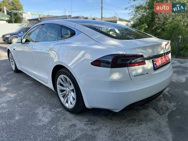 Белый Тесла Модель С, объемом двигателя 0 л и пробегом 99 тыс. км за 24500 $, фото 6 на Automoto.ua