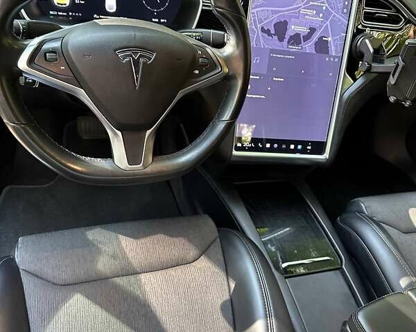 Белый Тесла Модель С, объемом двигателя 0 л и пробегом 159 тыс. км за 17999 $, фото 9 на Automoto.ua