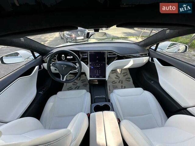 Белый Тесла Модель С, объемом двигателя 0 л и пробегом 99 тыс. км за 24500 $, фото 13 на Automoto.ua