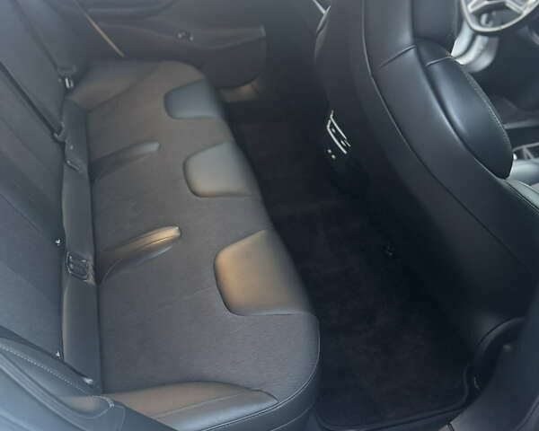 Тесла Модель С 2017 в Киеве на Automoto.ua Белый Тесла Модель С, объемом двигателя 0 л и пробегом 75 тыс. км за 15700 $, фото 21 на Automoto.ua