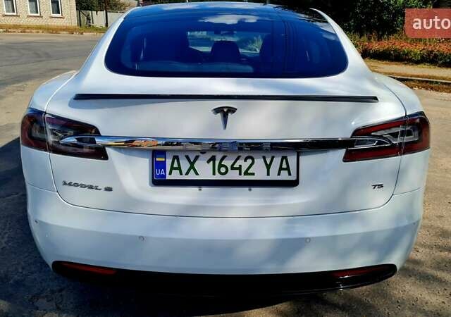 Белый Тесла Модель С, объемом двигателя 0 л и пробегом 160 тыс. км за 22999 $, фото 33 на Automoto.ua