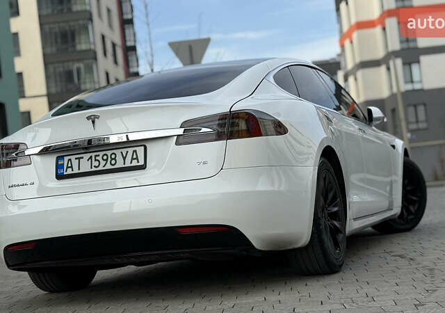 Белый Тесла Модель С, объемом двигателя 0 л и пробегом 102 тыс. км за 17990 $, фото 26 на Automoto.ua